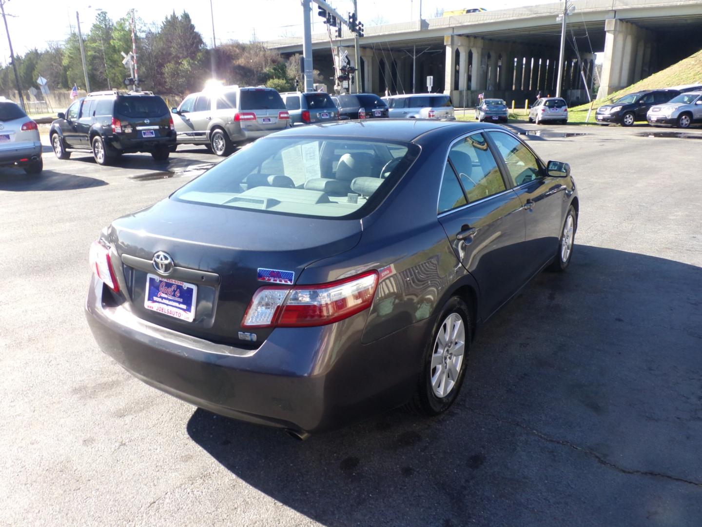 2009 Gray Toyota Camry Hybrid Sedan (4T1BB46K29U) with an 2.4L L4 DOHC 16V HYBRID engine, CVT transmission, located at 5700 Curlew Drive, Norfolk, VA, 23502, (757) 455-6330, 36.841885, -76.209412 - Photo#14